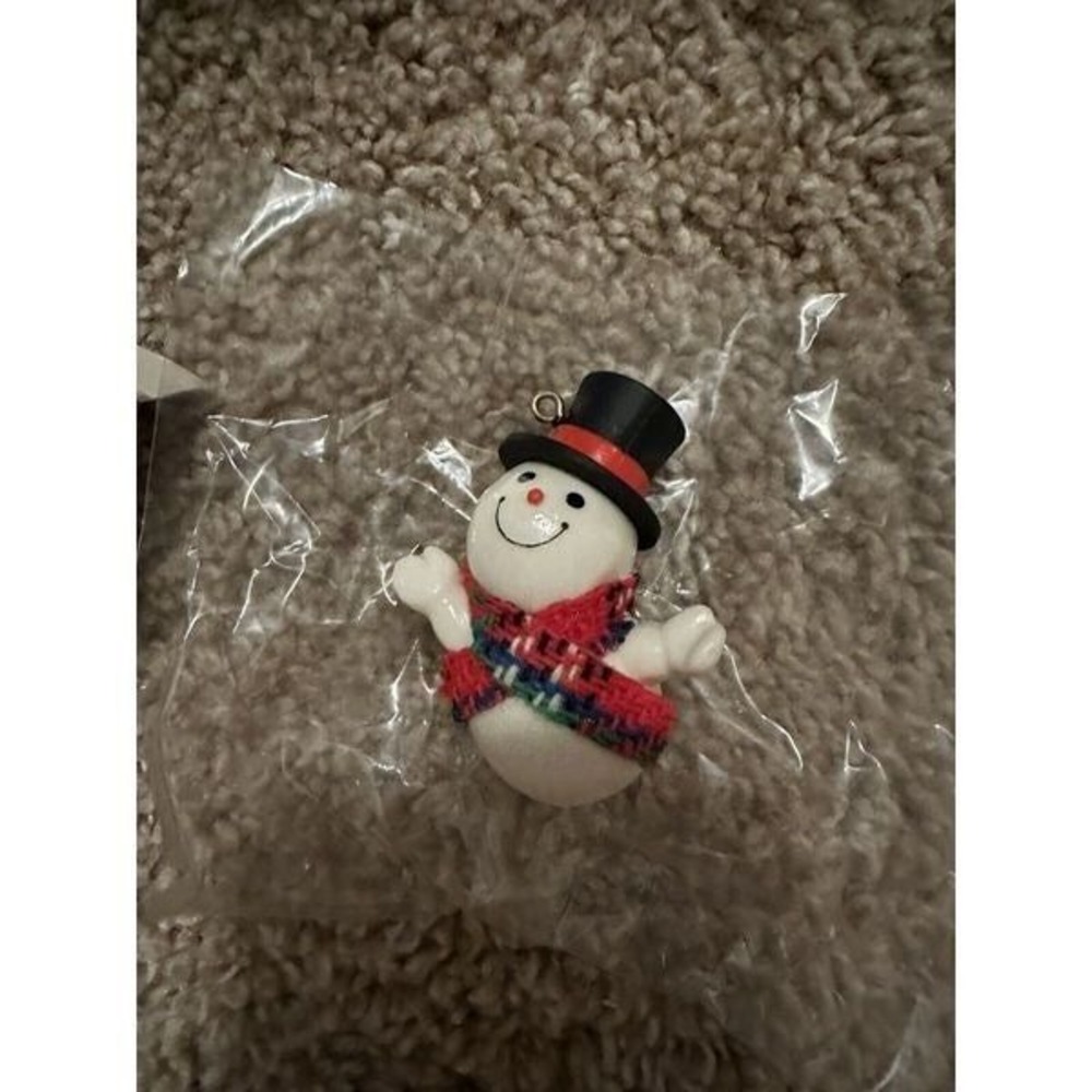 1981 Hallmark Keepsake Jolly Snowman w/Top Hat Ornament